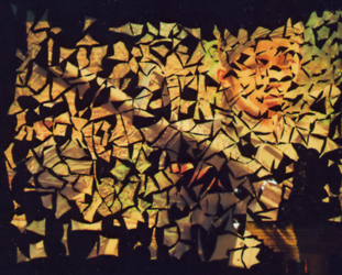 Kirsten K&ouml;tter: 'Tarnnetz' als Projektionsfl&auml;che, Ansicht bei Tag