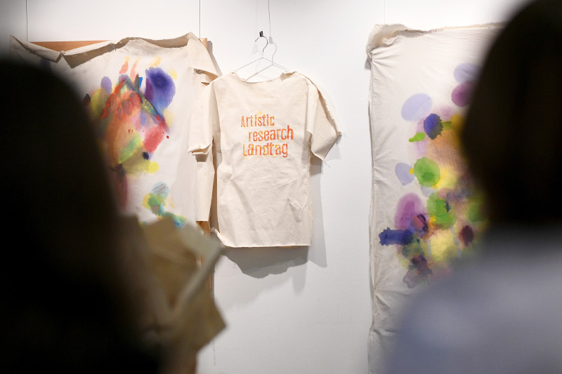 Kirsten Kötter: Artistic research Landtag. In: Bewegte Zeiten, exhibition, Landtag Rheinland-Pfalz,
  Abgeordnetenhaus Mainz, Germany, 04.09.2019 - 10.10.2019, exhibition view, photograph: Landtag Rheinland-Pfalz /
  Andreas Linsenmann